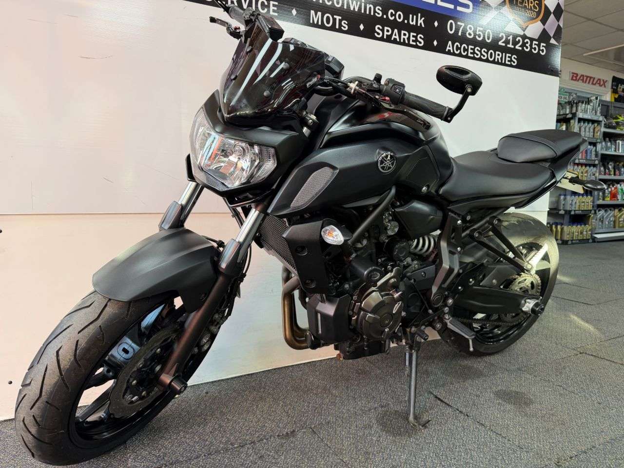 A 2019 YAMAHA MT-07 700 ABS Hyper-naked Petrol Manual Euro 4 (75 ps) A 2019 YAMAHA MT-07 700 ABS Hyper-naked Petrol Manual Euro 4 (75 ps)