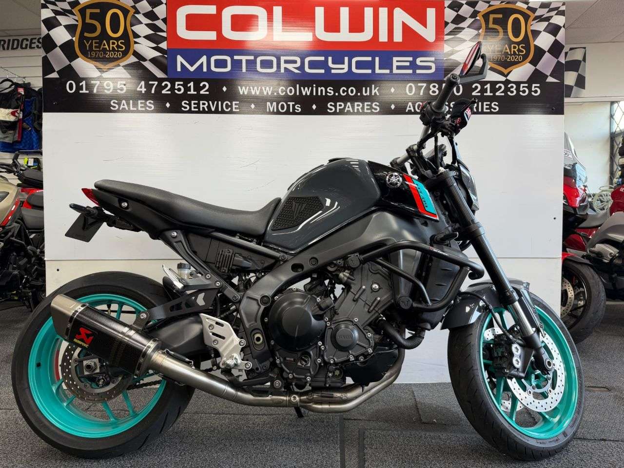 A 2024 YAMAHA MT-09 900 Hyper-naked Petrol Manual Euro 5 (119 ps) A 2024 YAMAHA MT-09 900 Hyper-naked Petrol Manual Euro 5 (119 ps)