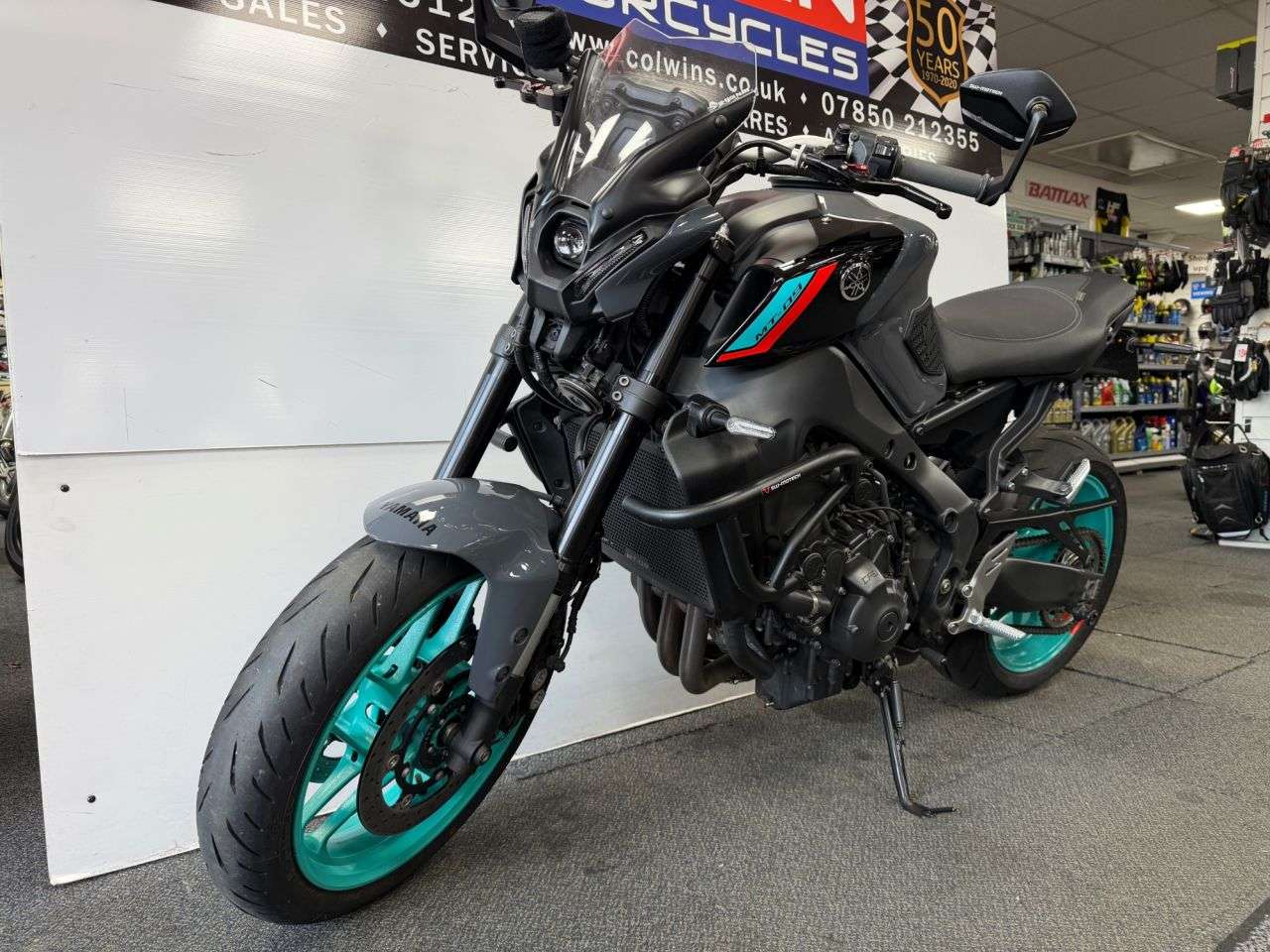 A 2024 YAMAHA MT-09 900 Hyper-naked Petrol Manual Euro 5 (119 ps) A 2024 YAMAHA MT-09 900 Hyper-naked Petrol Manual Euro 5 (119 ps)