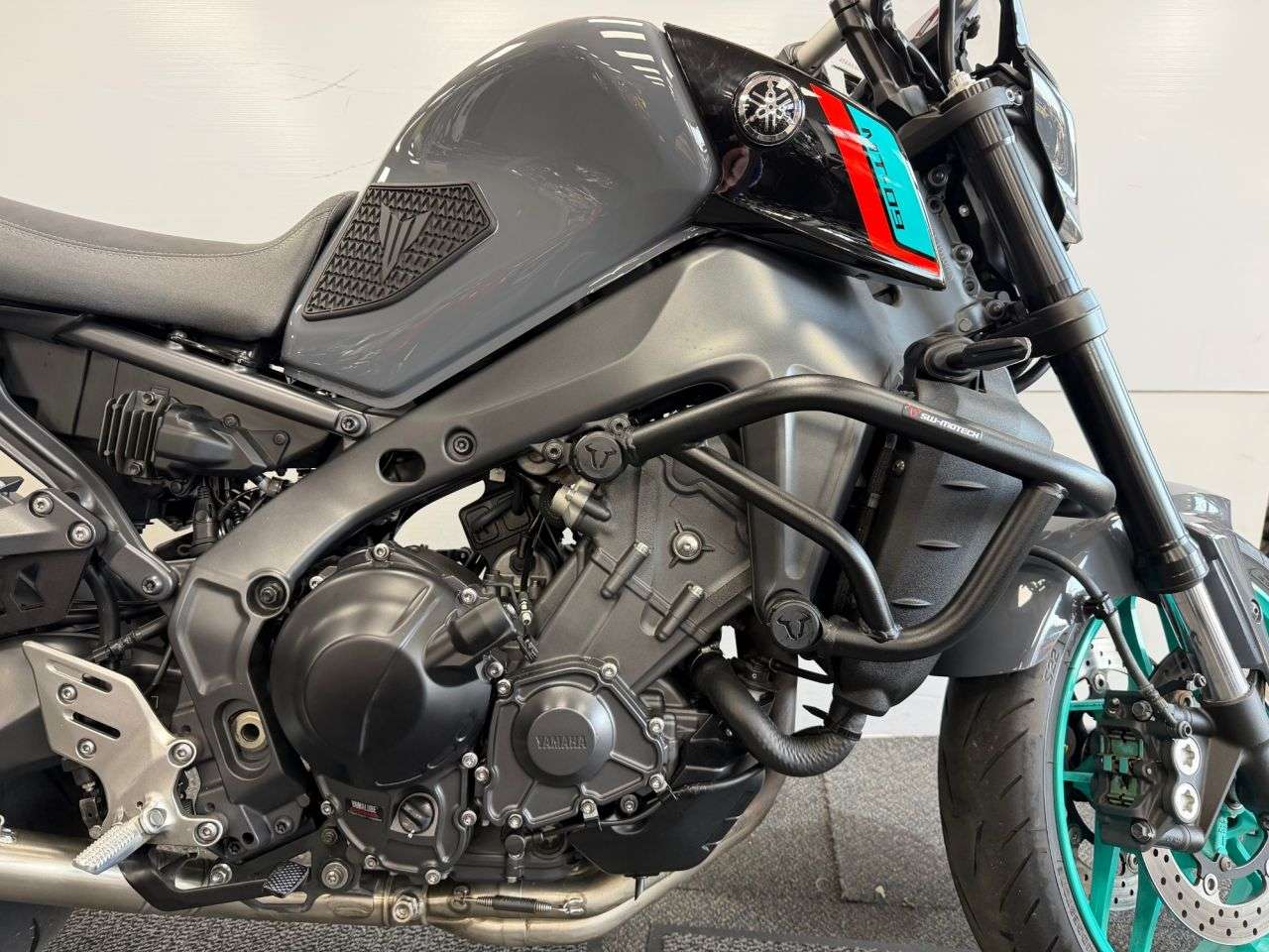 2024 YAMAHA MT-09 2024 YAMAHA MT-09