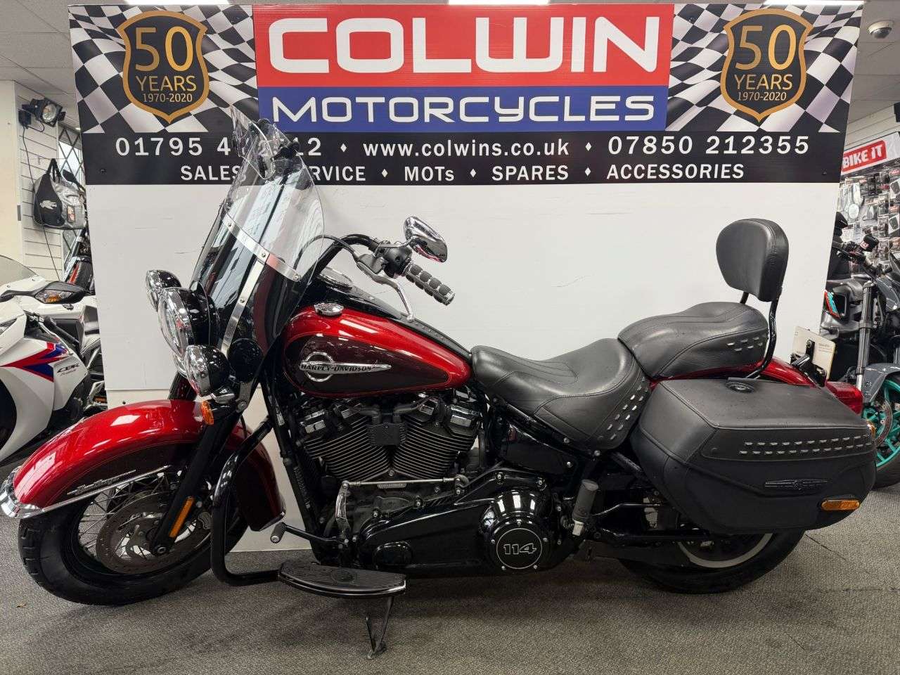 A 2019 HARLEY-DAVIDSON SOFTAIL 1868 FLHCS Heritage Classic Custom Cruiser Petrol Manual Euro 4 (93 ps) A 2019 HARLEY-DAVIDSON SOFTAIL 1868 FLHCS Heritage Classic Custom Cruiser Petrol Manual Euro 4 (93 ps)