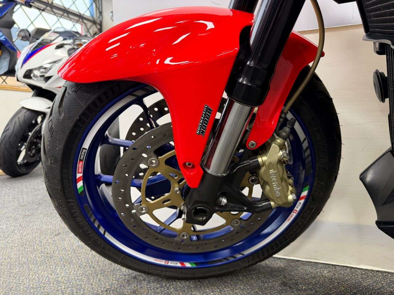 2007 APRILIA TUONO 1000 2007 APRILIA TUONO 1000