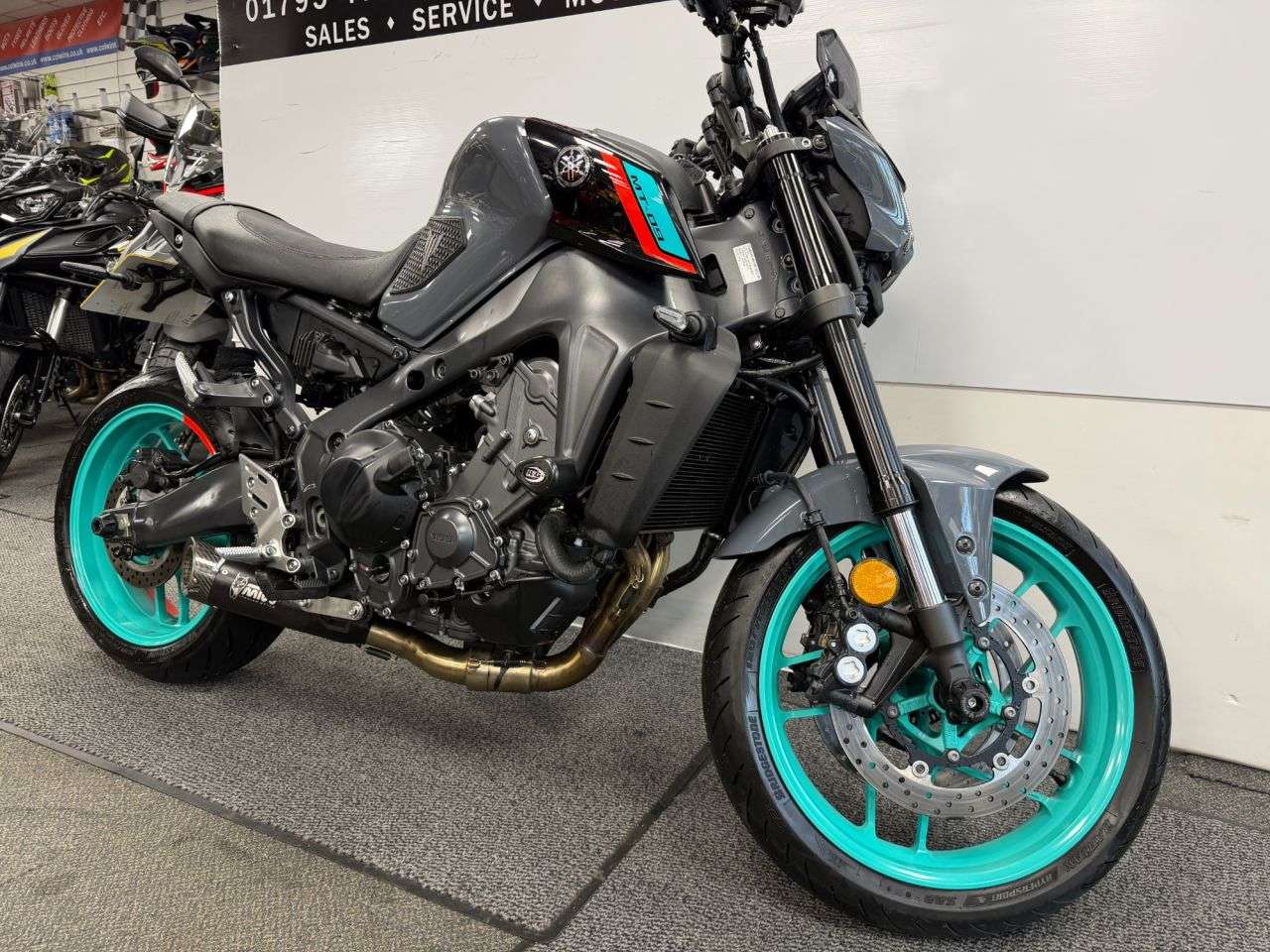 A 2023 YAMAHA MT-09 900 Hyper-naked Petrol Manual Euro 5 (119 ps) A 2023 YAMAHA MT-09 900 Hyper-naked Petrol Manual Euro 5 (119 ps)
