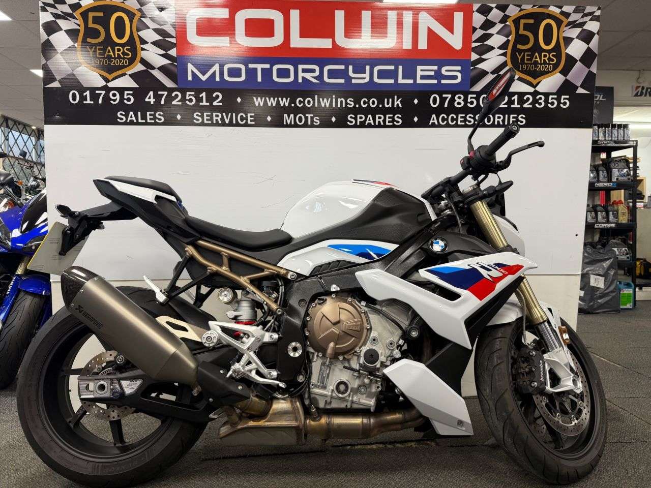 A 2022 BMW S 1000 R 1000 Sport Naked Petrol Manual Euro 5 (164 ps) A 2022 BMW S 1000 R 1000 Sport Naked Petrol Manual Euro 5 (164 ps)