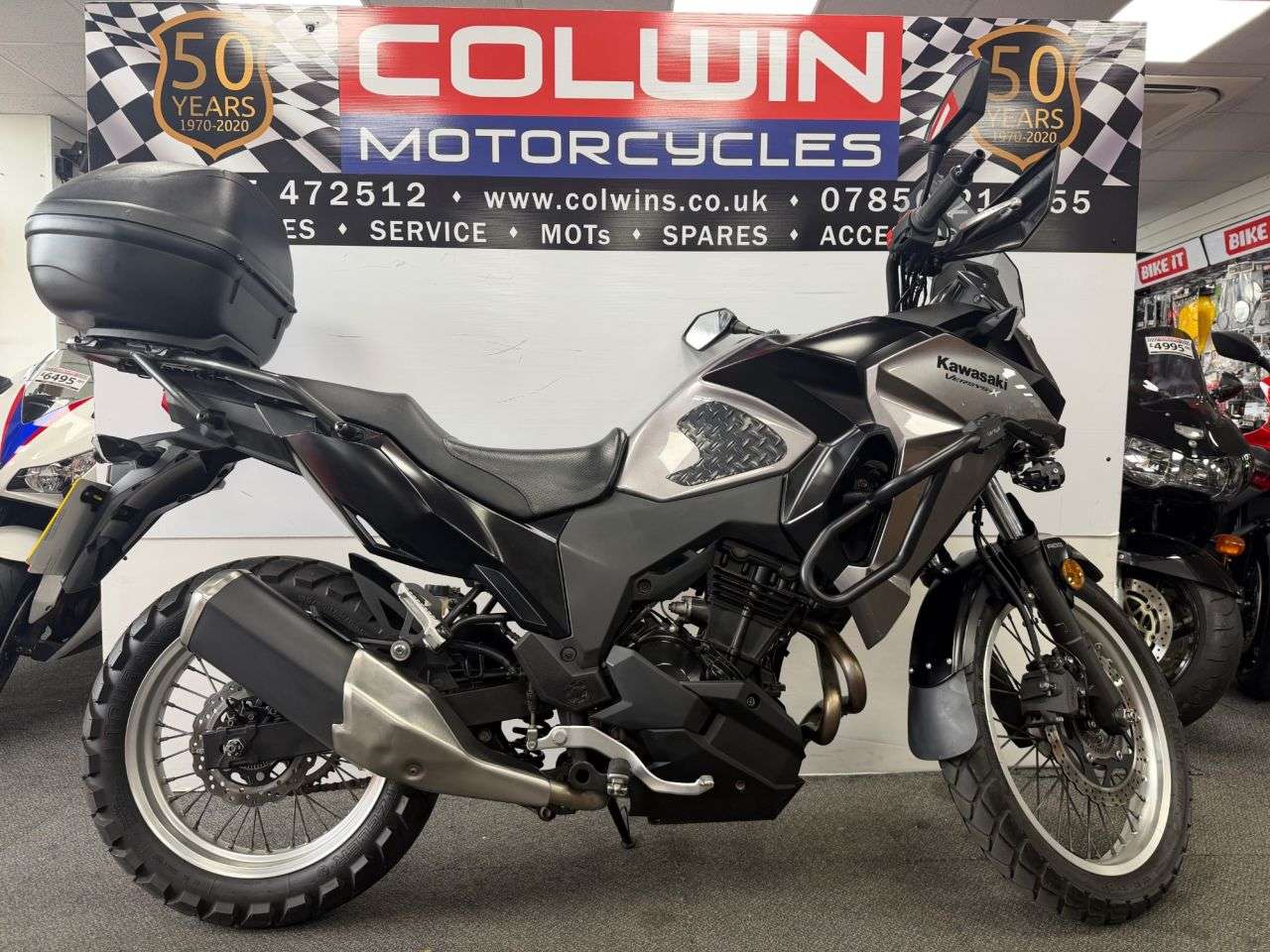 A 2017 KAWASAKI VERSYS-X 300 300 Adventure Petrol Manual Euro 4 (40 ps) A 2017 KAWASAKI VERSYS-X 300 300 Adventure Petrol Manual Euro 4 (40 ps)