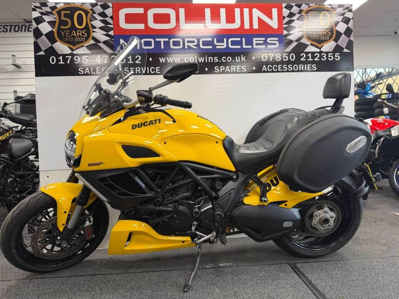 A 2024 DUCATI DIAVEL 1198cc A 2024 DUCATI DIAVEL 1198cc