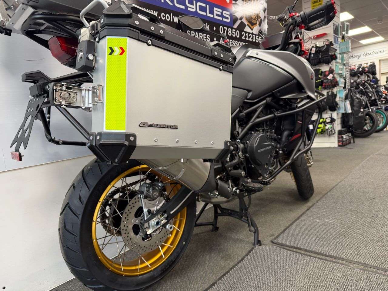 2026 QJMOTOR SRT 900 SX 2026 QJMOTOR SRT 900 SX