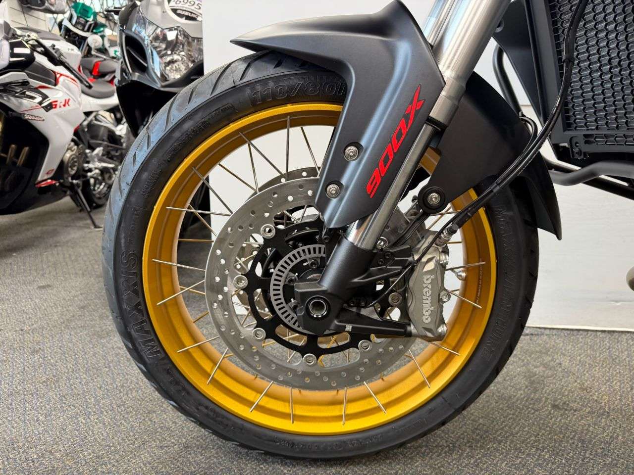 2026 QJMOTOR SRT 900 SX 2026 QJMOTOR SRT 900 SX