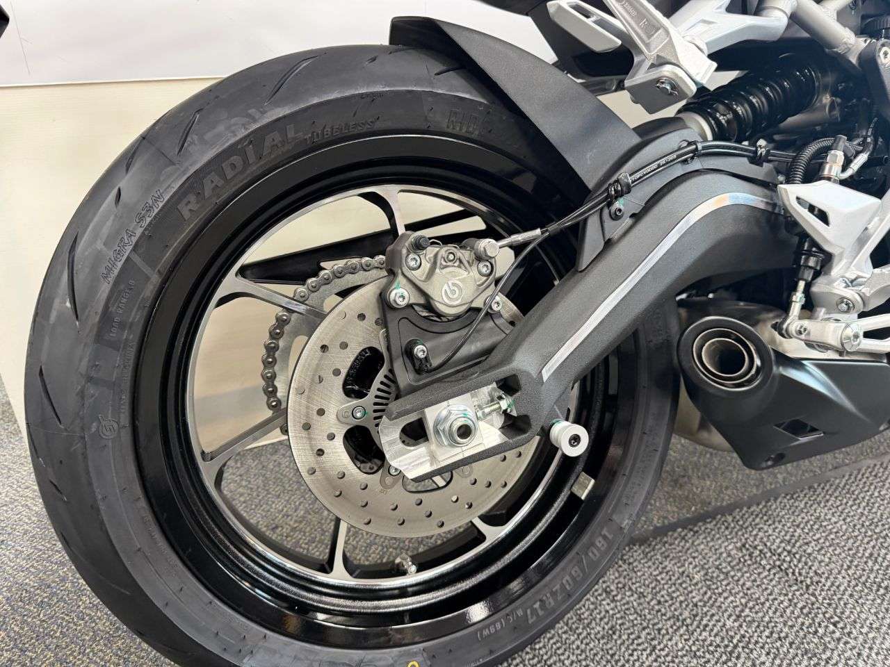 2026 QJMOTOR SRK421RR 2026 QJMOTOR SRK421RR