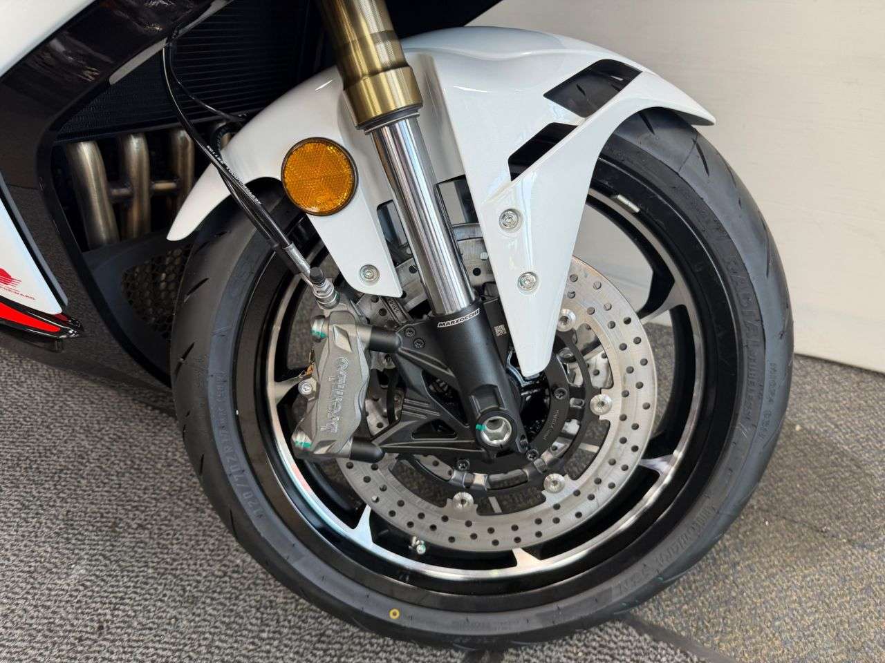 2026 QJMOTOR SRK421RR 2026 QJMOTOR SRK421RR