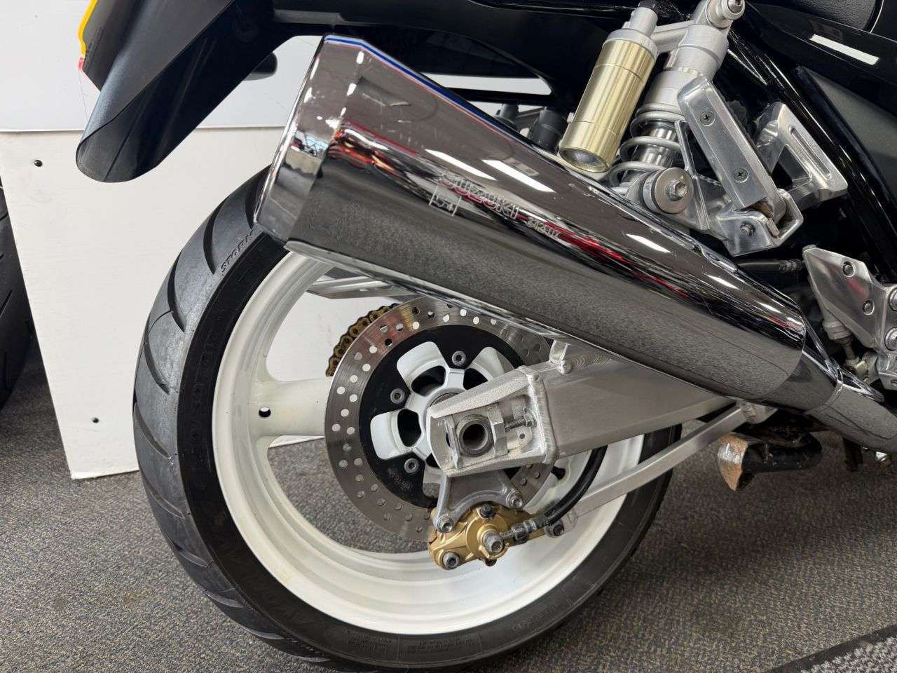 2002 SUZUKI GSX1400 2002 SUZUKI GSX1400