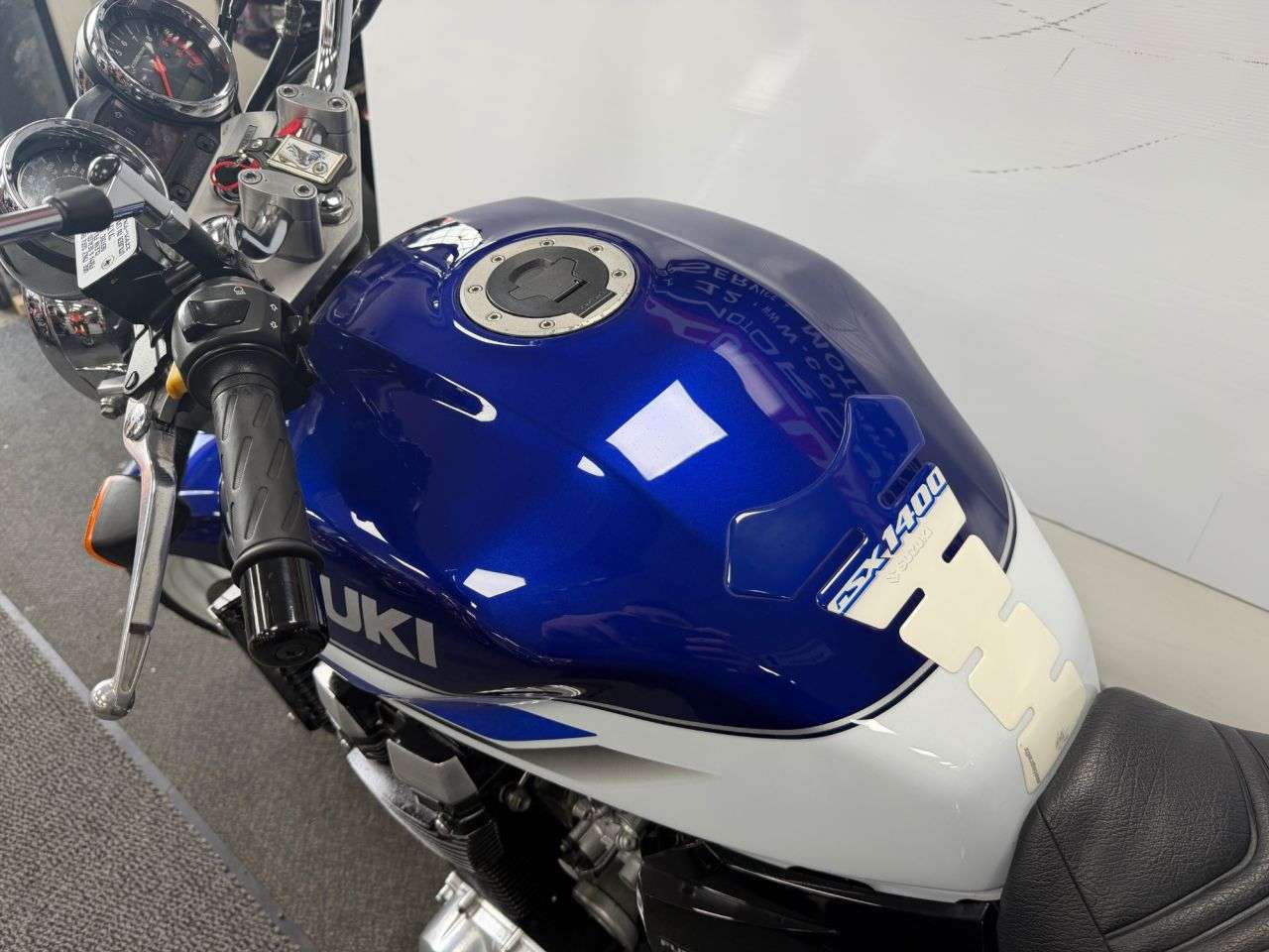 2002 SUZUKI GSX1400 2002 SUZUKI GSX1400