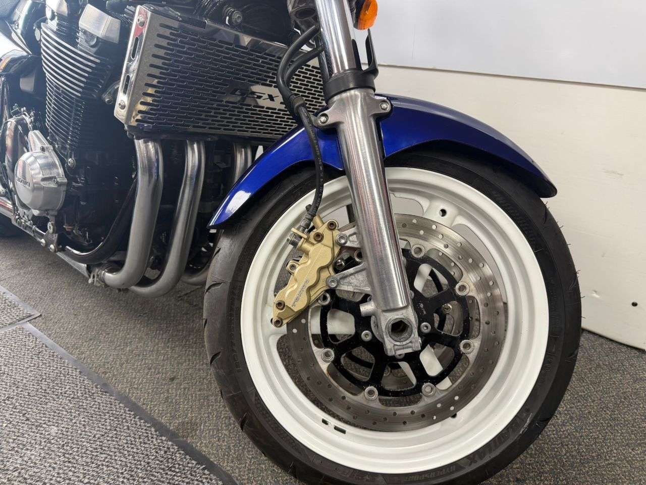 2002 SUZUKI GSX1400 2002 SUZUKI GSX1400