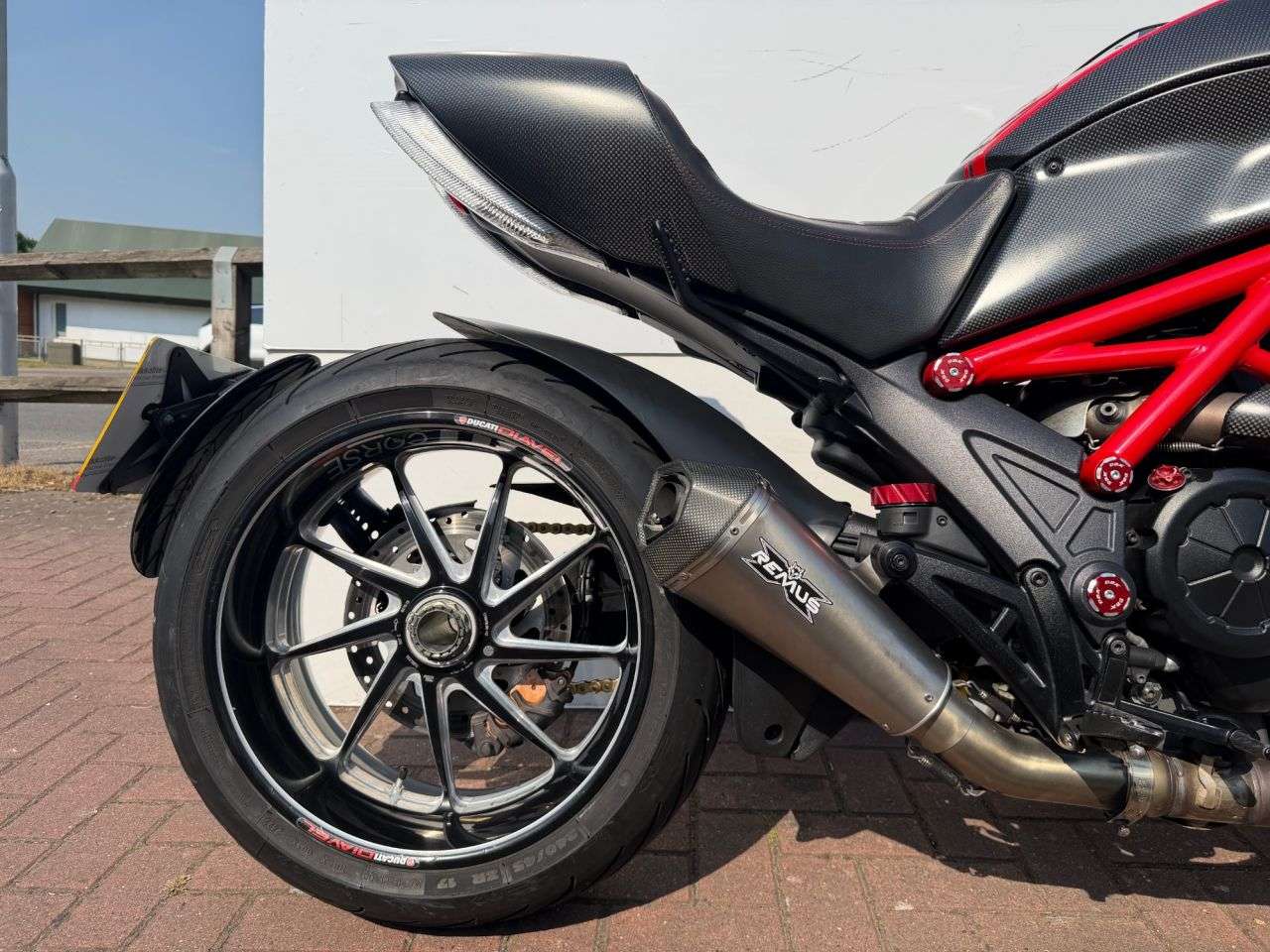 2016 DUCATI DIAVEL 2016 DUCATI DIAVEL