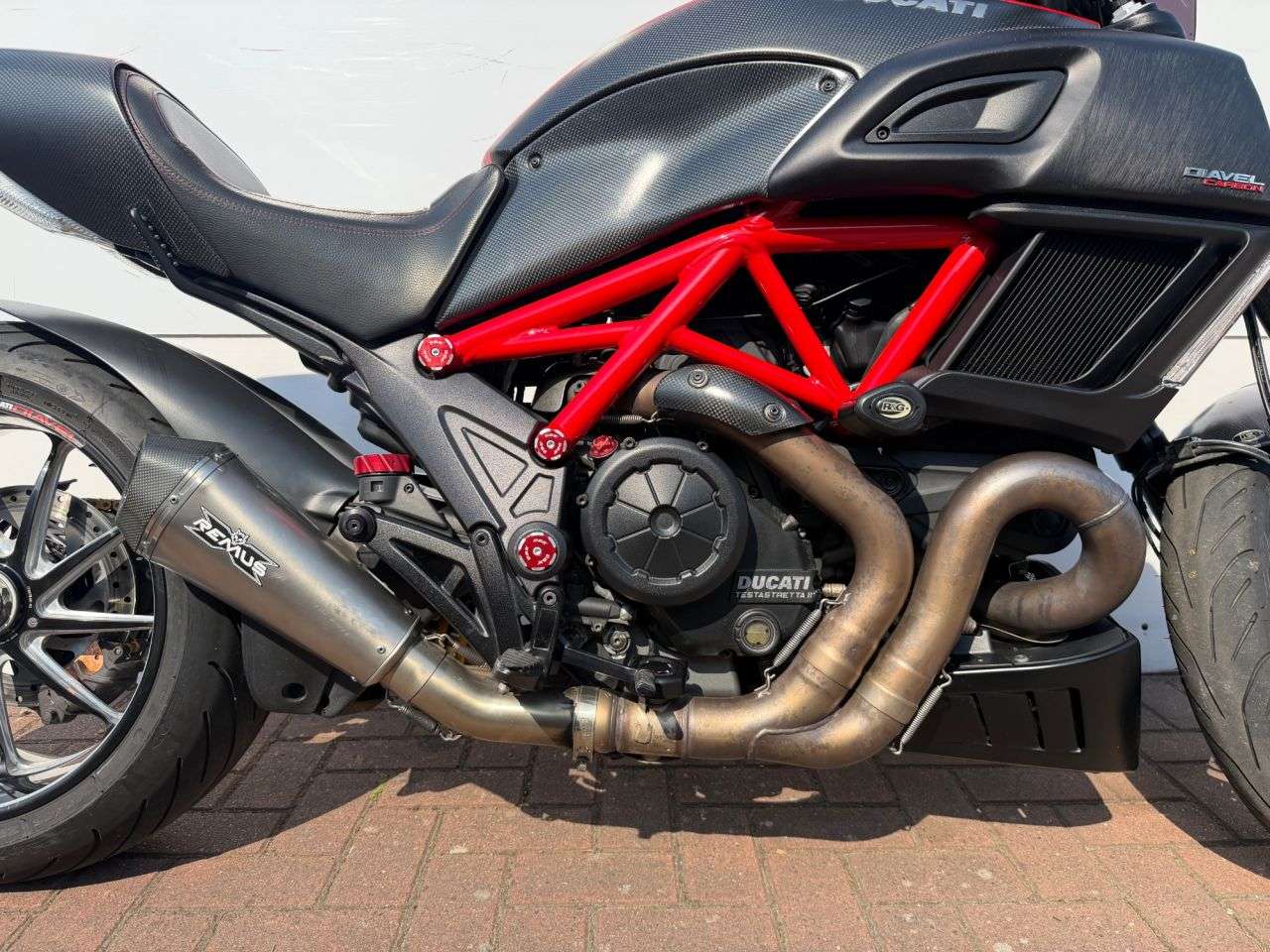 2016 DUCATI DIAVEL 2016 DUCATI DIAVEL
