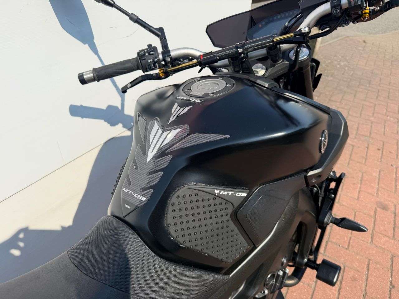 2020 YAMAHA MT-09 2020 YAMAHA MT-09
