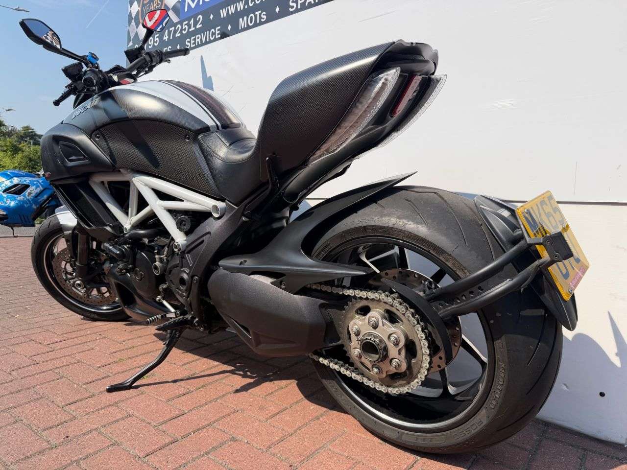2015 DUCATI DIAVEL 2015 DUCATI DIAVEL