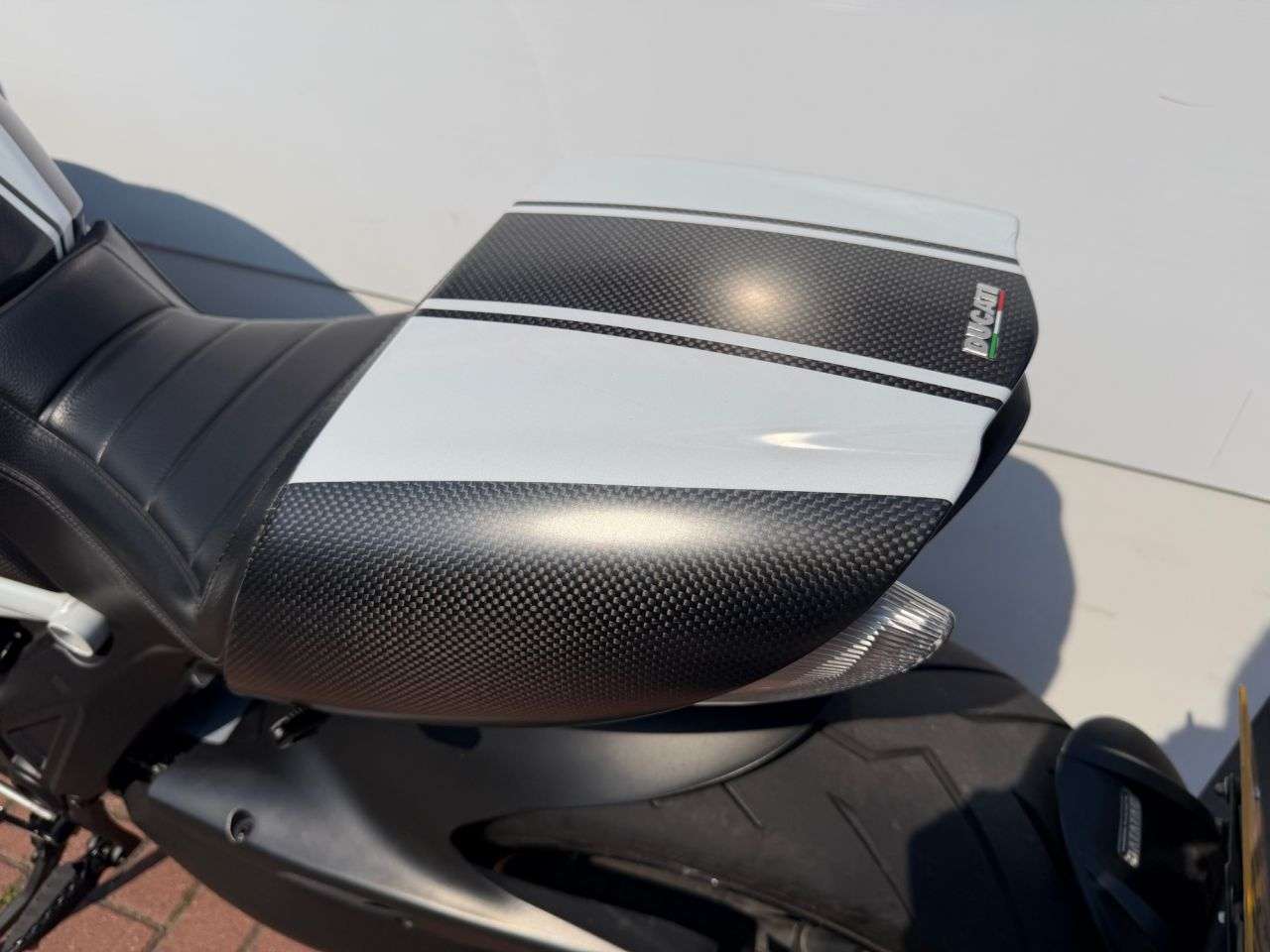 2015 DUCATI DIAVEL 2015 DUCATI DIAVEL