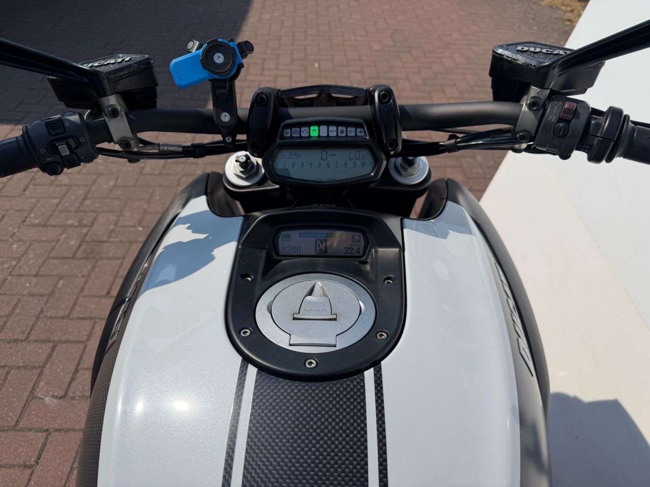 2015 DUCATI DIAVEL 2015 DUCATI DIAVEL