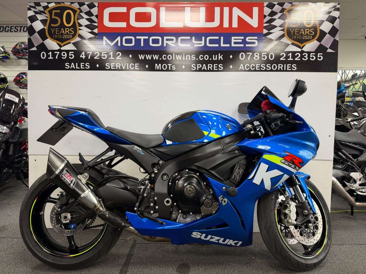 A 2015 SUZUKI GSX-R600 600 Super Sports Petrol Manual (126 ps) A 2015 SUZUKI GSX-R600 600 Super Sports Petrol Manual (126 ps)