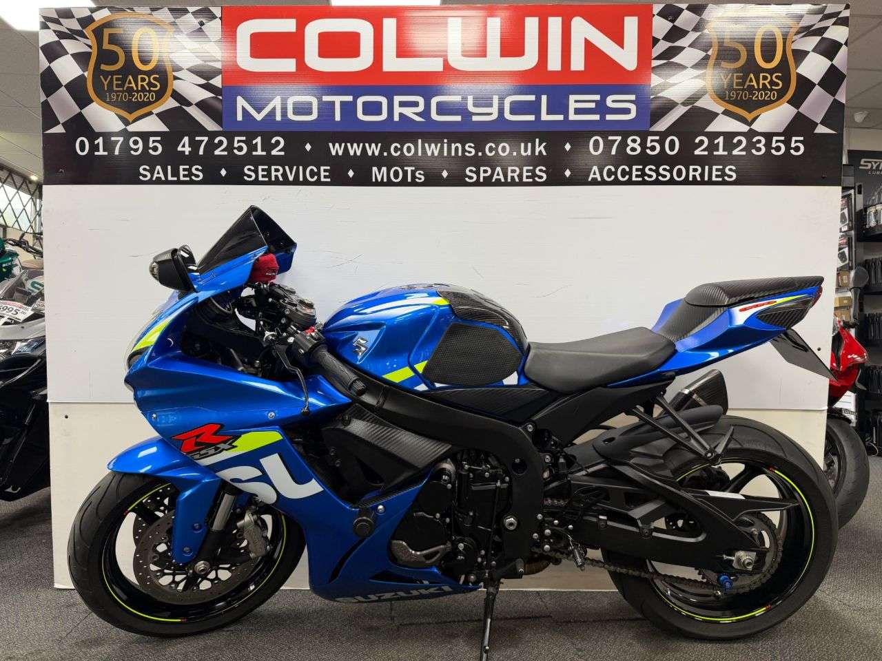 A 2015 SUZUKI GSX-R600 600 Super Sports Petrol Manual (126 ps) A 2015 SUZUKI GSX-R600 600 Super Sports Petrol Manual (126 ps)