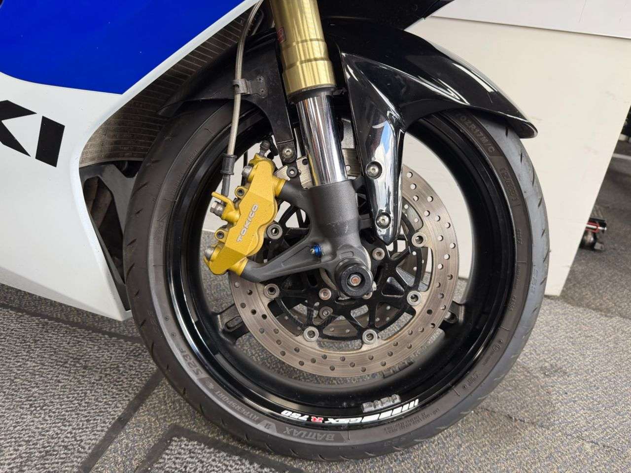 2005 SUZUKI GSX-R750 2005 SUZUKI GSX-R750