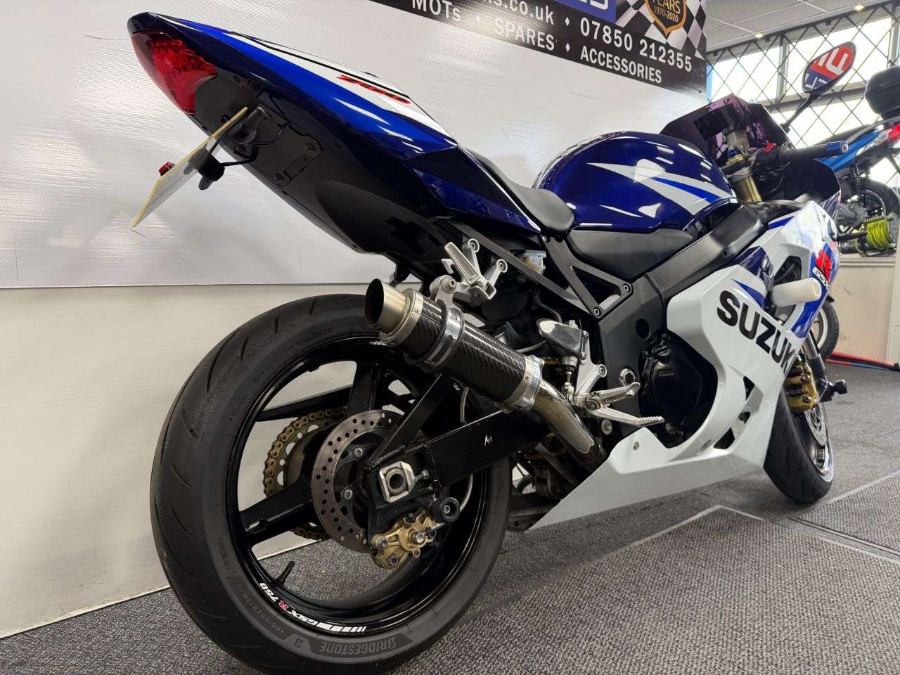 2005 SUZUKI GSX-R750 2005 SUZUKI GSX-R750