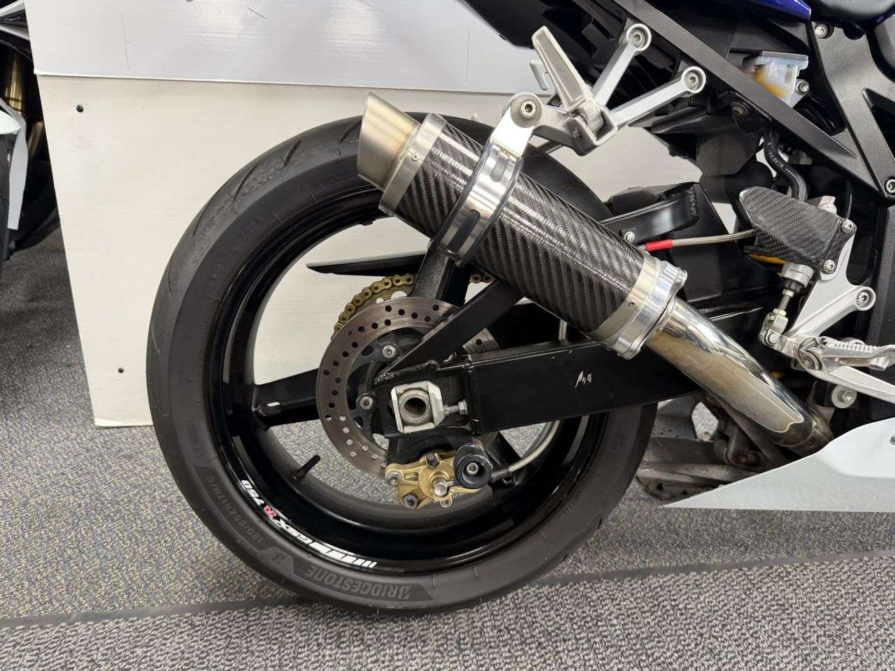 2005 SUZUKI GSX-R750 2005 SUZUKI GSX-R750