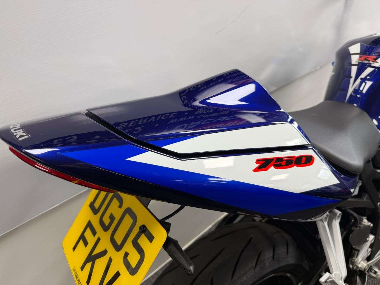 2005 SUZUKI GSX-R750 2005 SUZUKI GSX-R750
