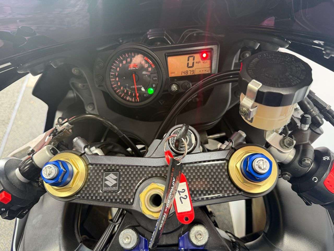 2005 SUZUKI GSX-R750 2005 SUZUKI GSX-R750