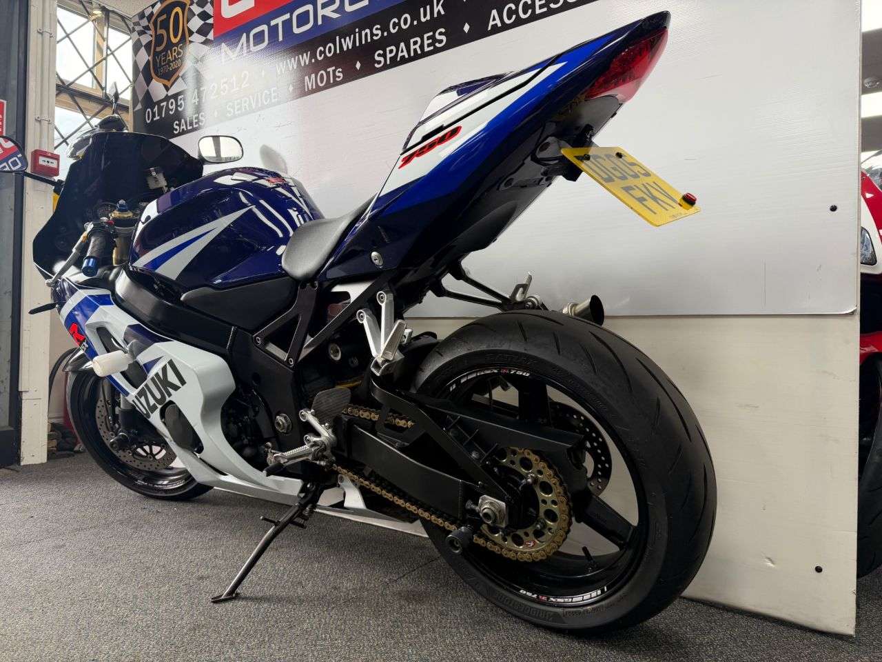 2005 SUZUKI GSX-R750 2005 SUZUKI GSX-R750