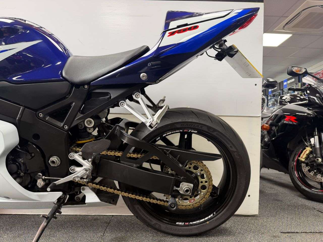 2005 SUZUKI GSX-R750 2005 SUZUKI GSX-R750