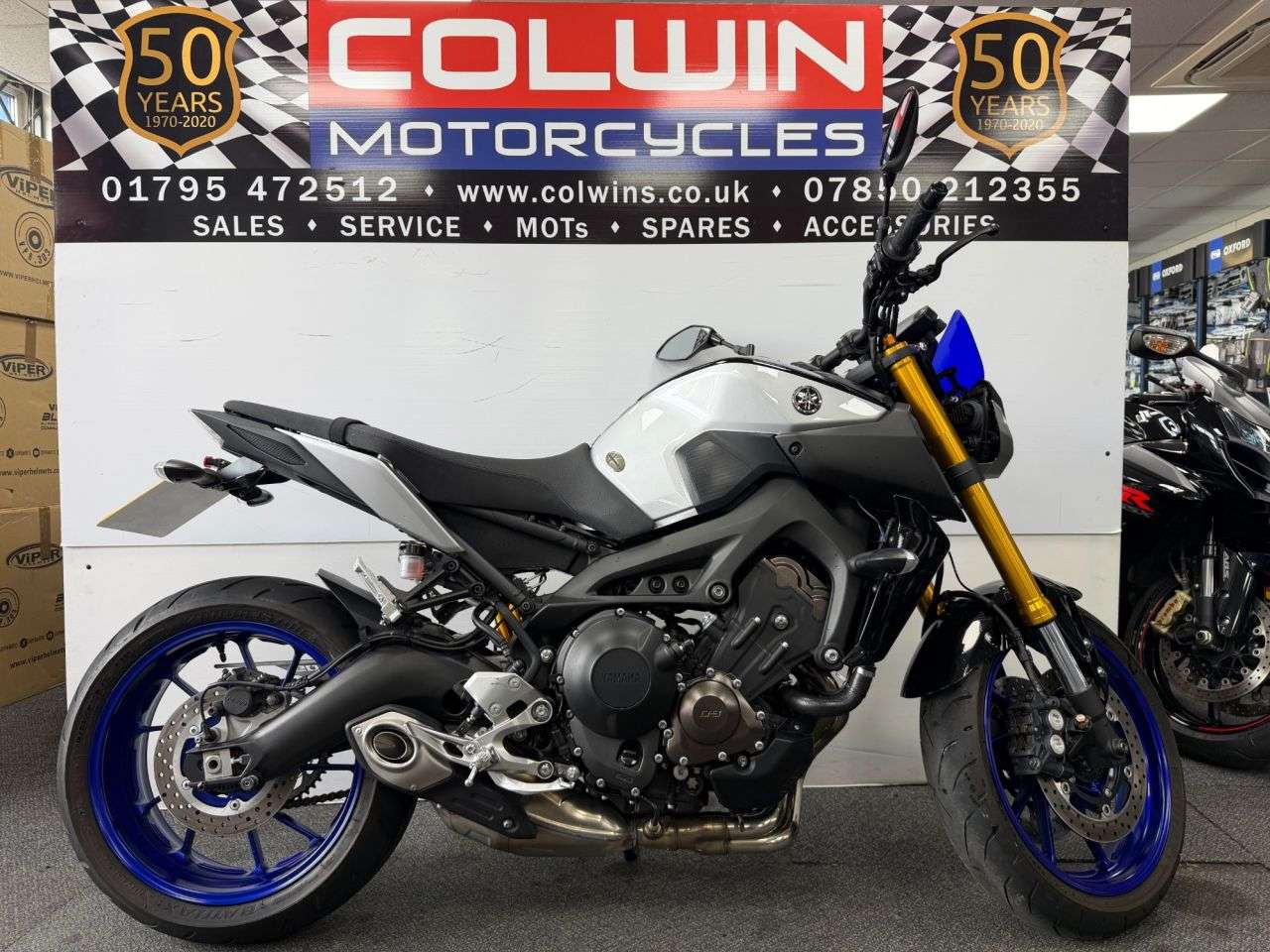 A 2021 YAMAHA MT-09 900 SP Naked Petrol Manual Euro 4 (115 ps) A 2021 YAMAHA MT-09 900 SP Naked Petrol Manual Euro 4 (115 ps)