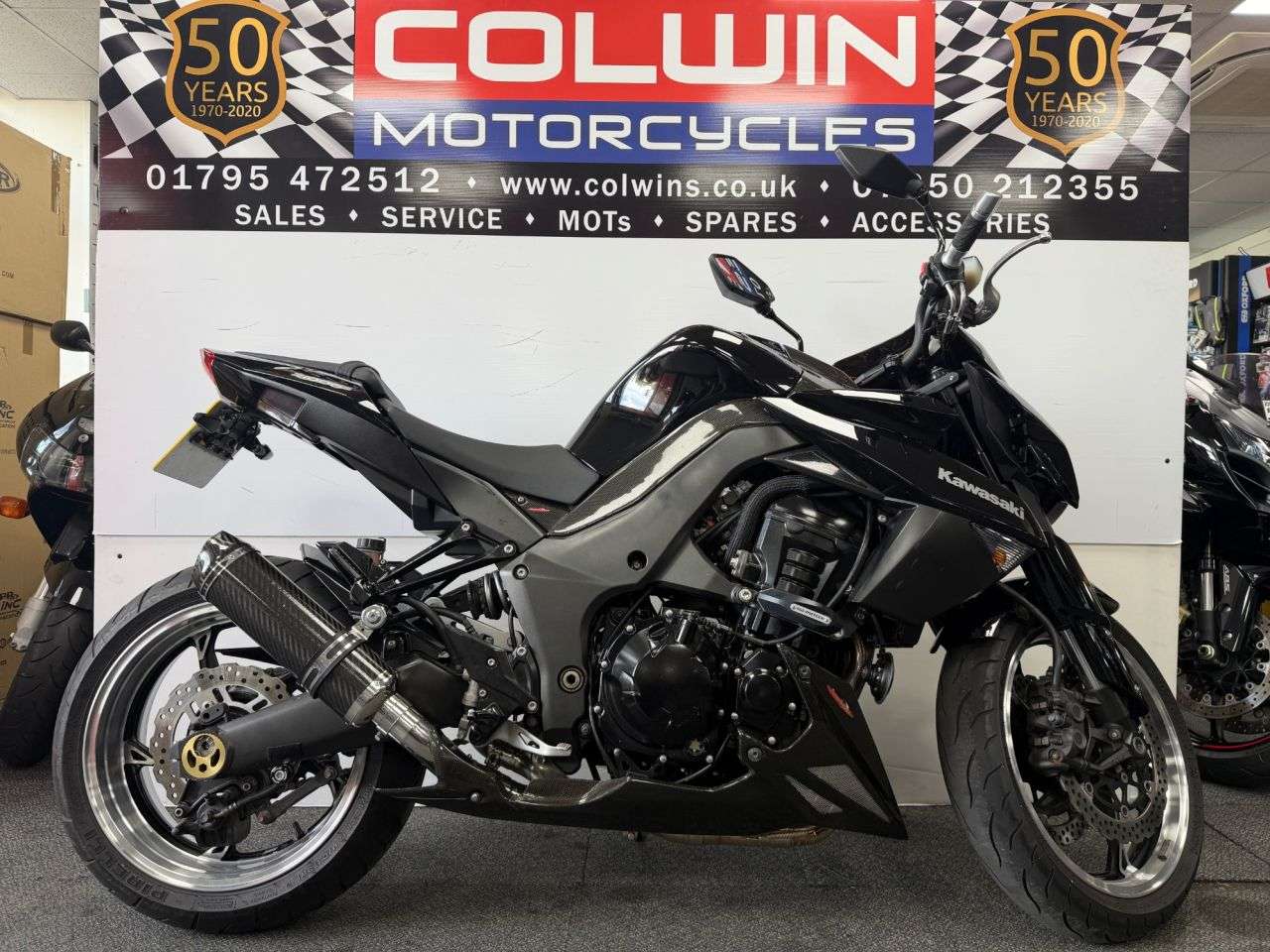 A 2011 KAWASAKI Z1000 1000 Naked Petrol Manual (138 ps) A 2011 KAWASAKI Z1000 1000 Naked Petrol Manual (138 ps)