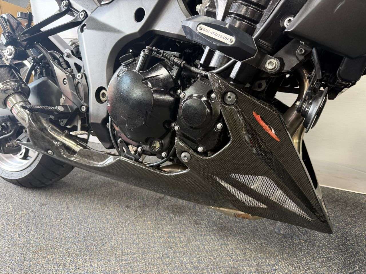 2011 KAWASAKI Z1000 2011 KAWASAKI Z1000