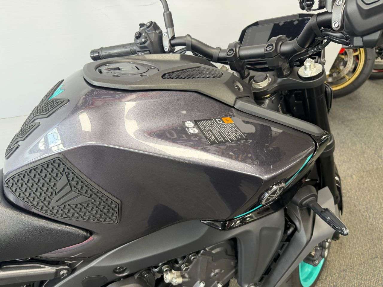 2025 YAMAHA MT-09 2025 YAMAHA MT-09