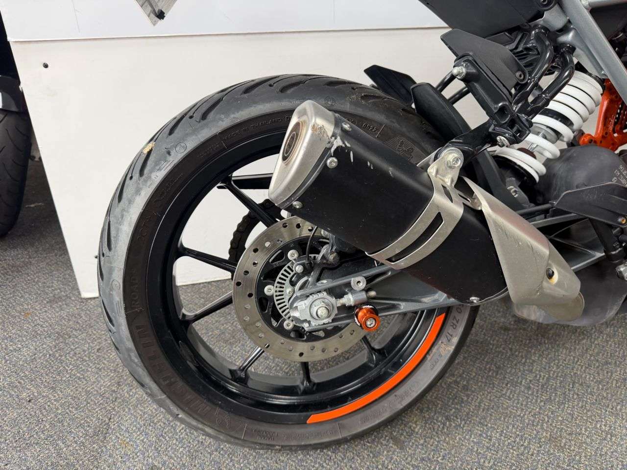 2022 KTM 125 DUKE 2022 KTM 125 DUKE