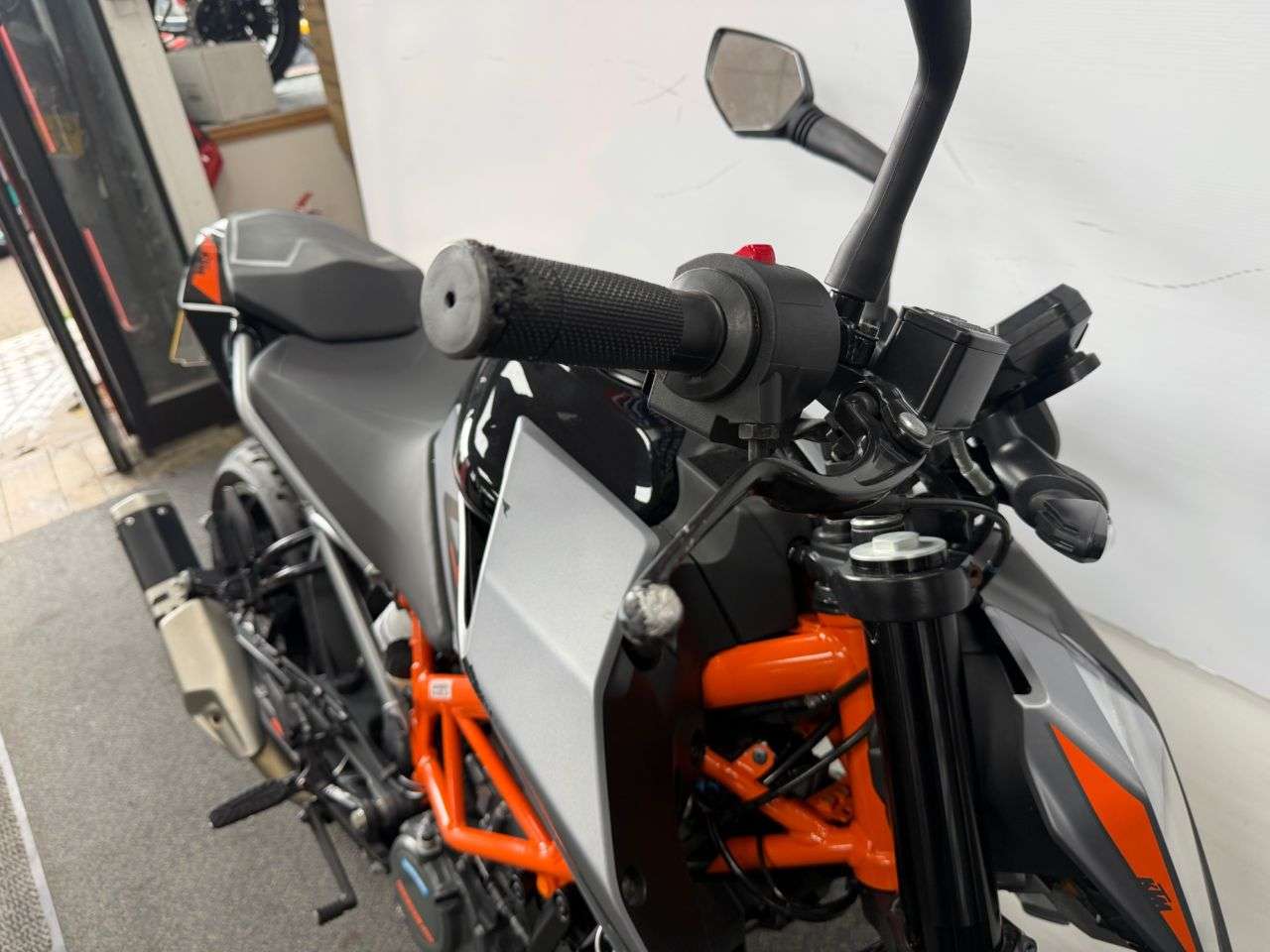 2022 KTM 125 DUKE 2022 KTM 125 DUKE