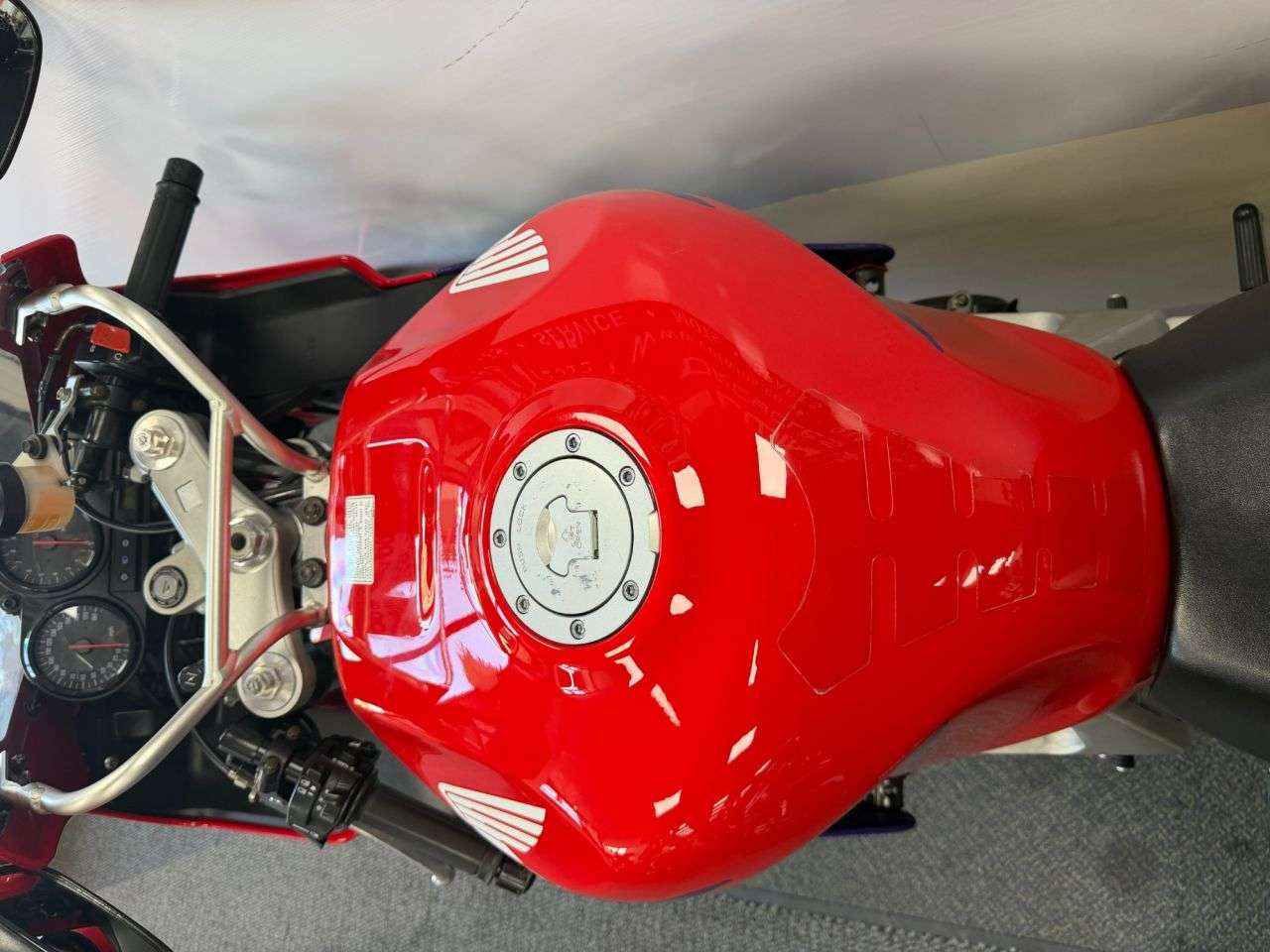 2000 HONDA CBR900RR FIREBLADE 2000 HONDA CBR900RR FIREBLADE
