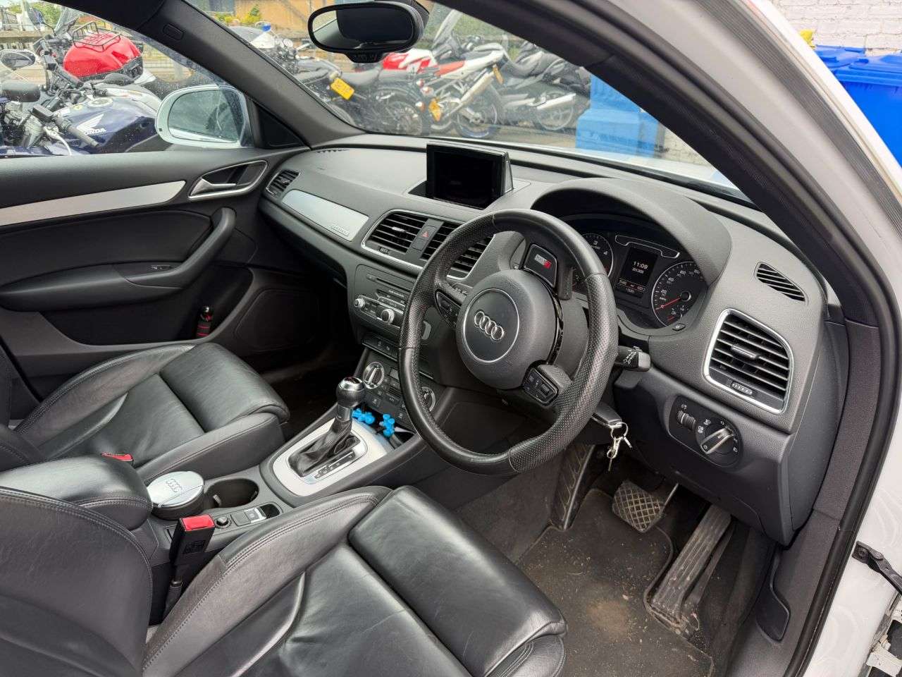 2012 AUDI Q3 2012 AUDI Q3