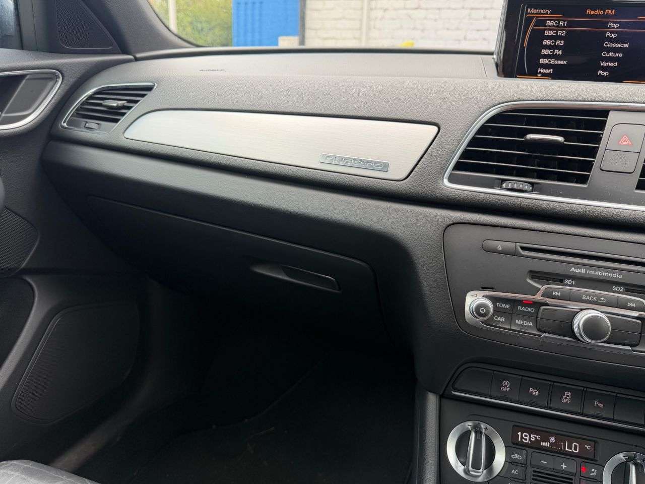 2012 AUDI Q3 2012 AUDI Q3