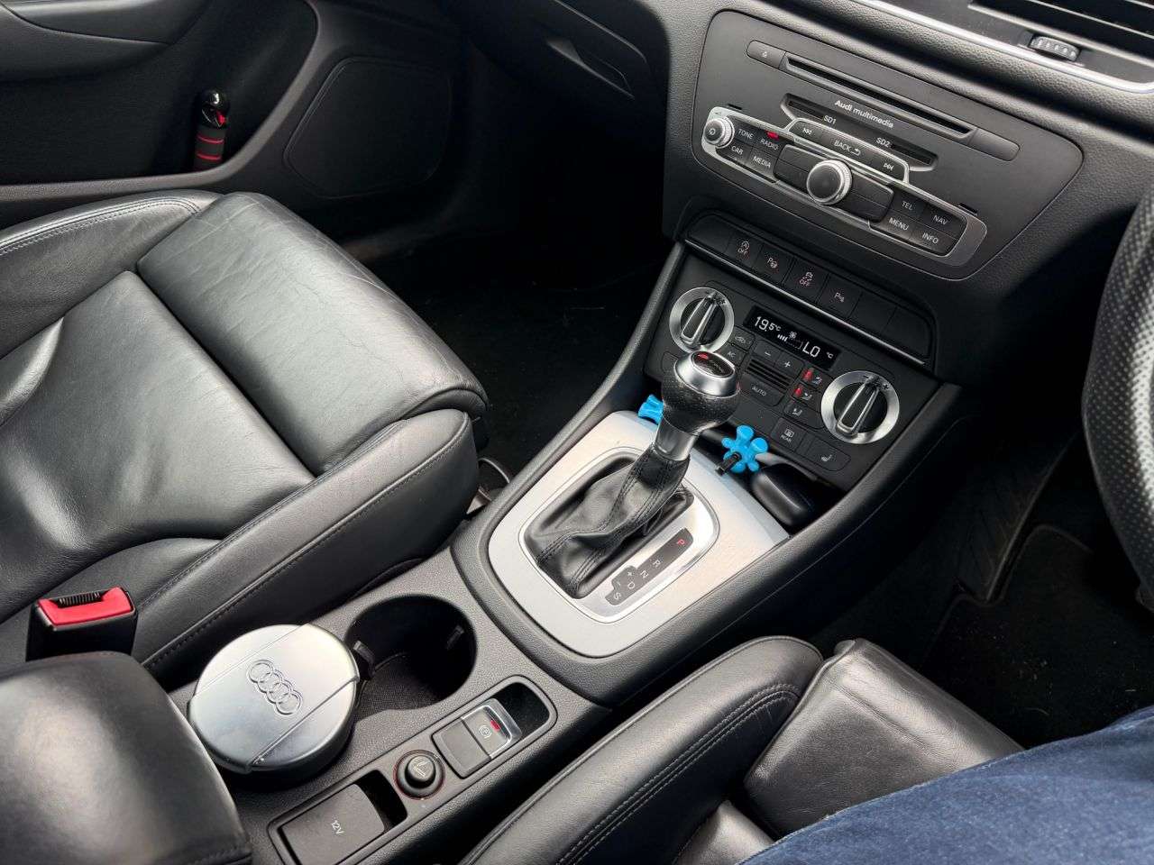 2012 AUDI Q3 2012 AUDI Q3