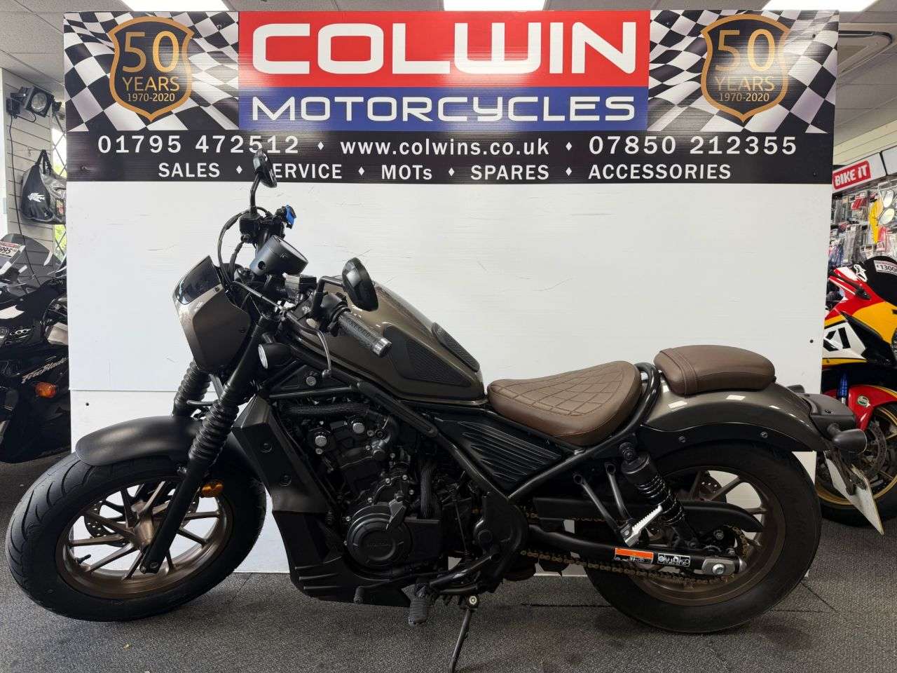 A 2022 HONDA CMX500 REBEL 500 Special Edition Custom Cruiser Petrol Manual Euro 5 (46 ps) A 2022 HONDA CMX500 REBEL 500 Special Edition Custom Cruiser Petrol Manual Euro 5 (46 ps)
