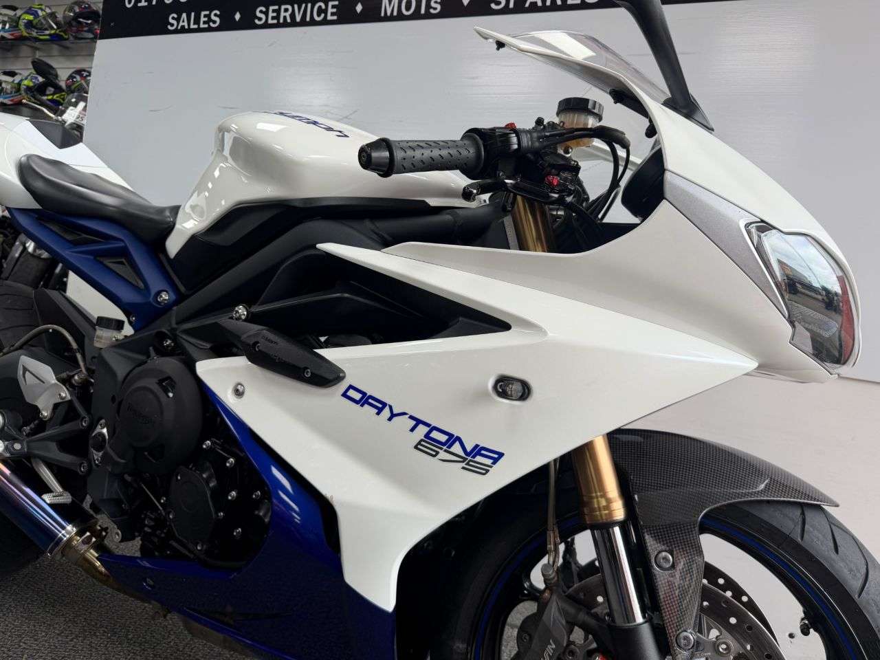 2014 TRIUMPH DAYTONA 675 2014 TRIUMPH DAYTONA 675
