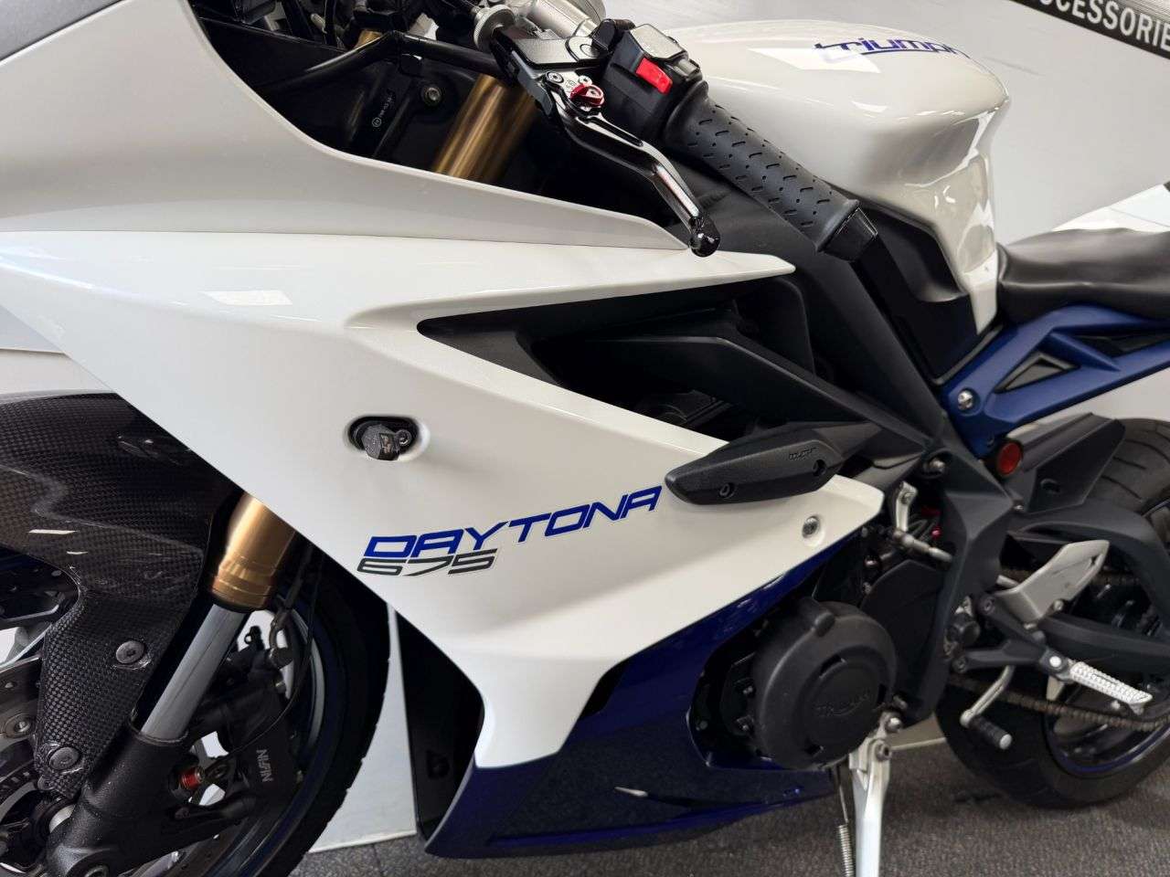 2014 TRIUMPH DAYTONA 675 2014 TRIUMPH DAYTONA 675