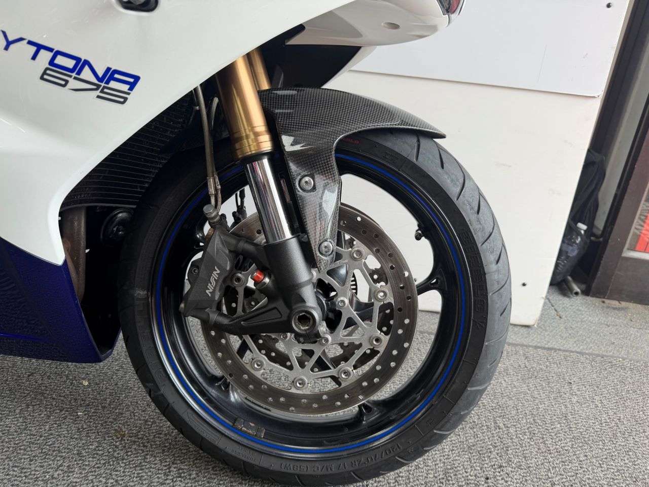 2014 TRIUMPH DAYTONA 675 2014 TRIUMPH DAYTONA 675
