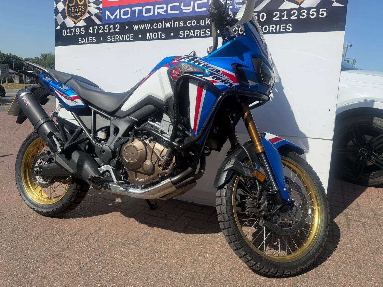 A 2019 HONDA CRF1000L AFRICA TWIN 1000 Adventure Petrol Manual Euro 4 (95 ps) A 2019 HONDA CRF1000L AFRICA TWIN 1000 Adventure Petrol Manual Euro 4 (95 ps)