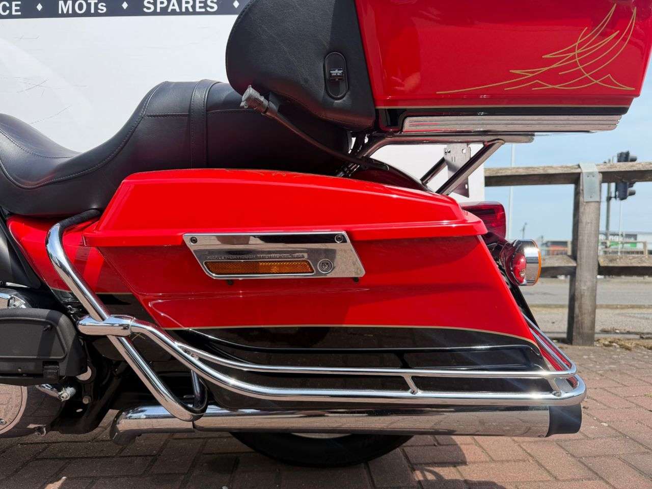2011 HARLEY-DAVIDSON TOURING 2011 HARLEY-DAVIDSON TOURING