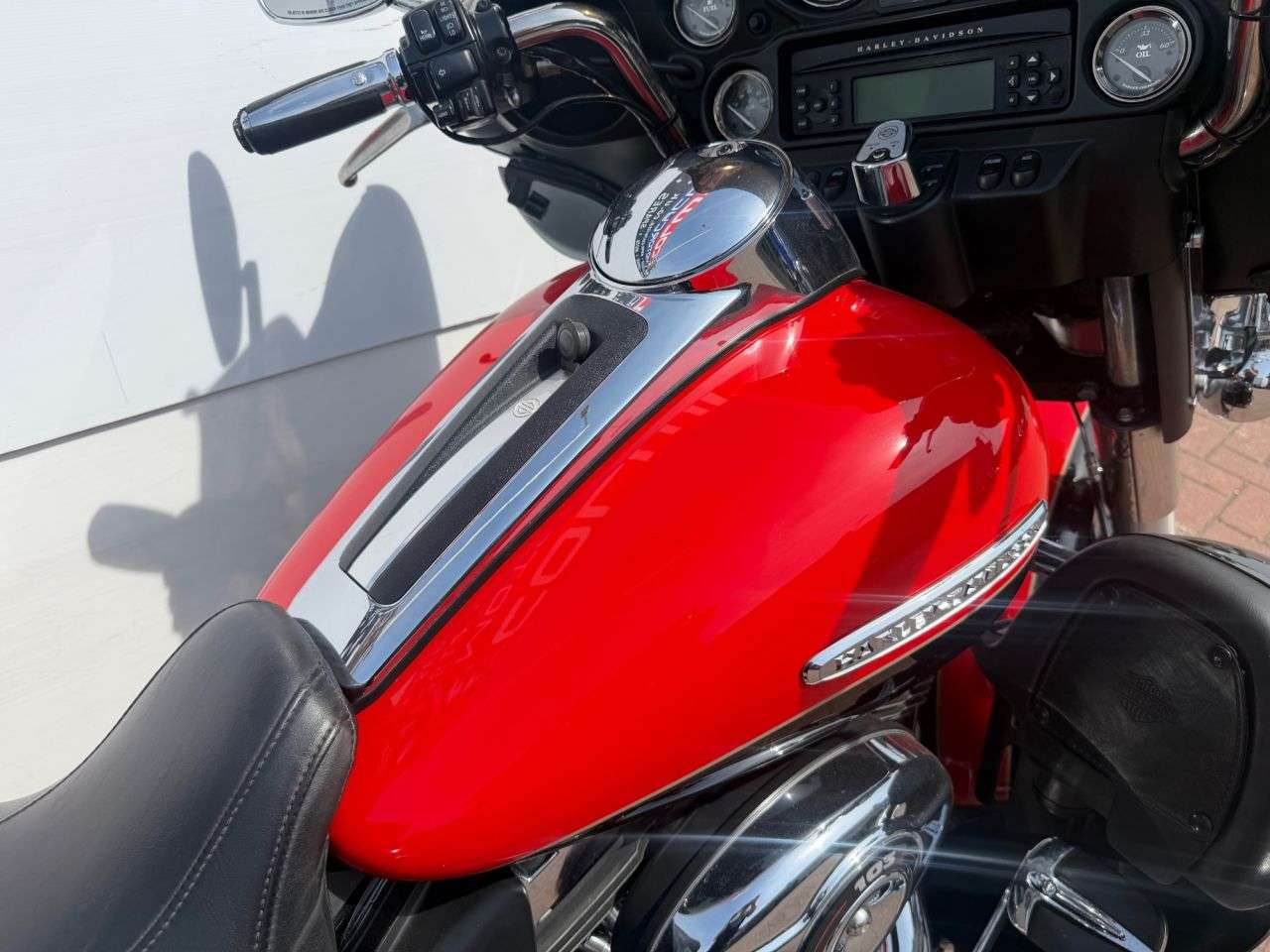 2011 HARLEY-DAVIDSON TOURING 2011 HARLEY-DAVIDSON TOURING