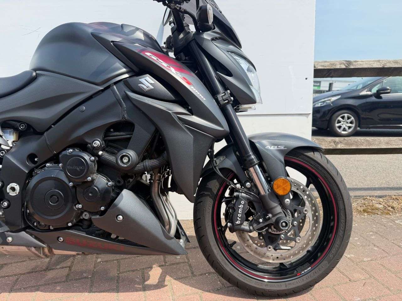 2018 SUZUKI GSX-S1000 2018 SUZUKI GSX-S1000
